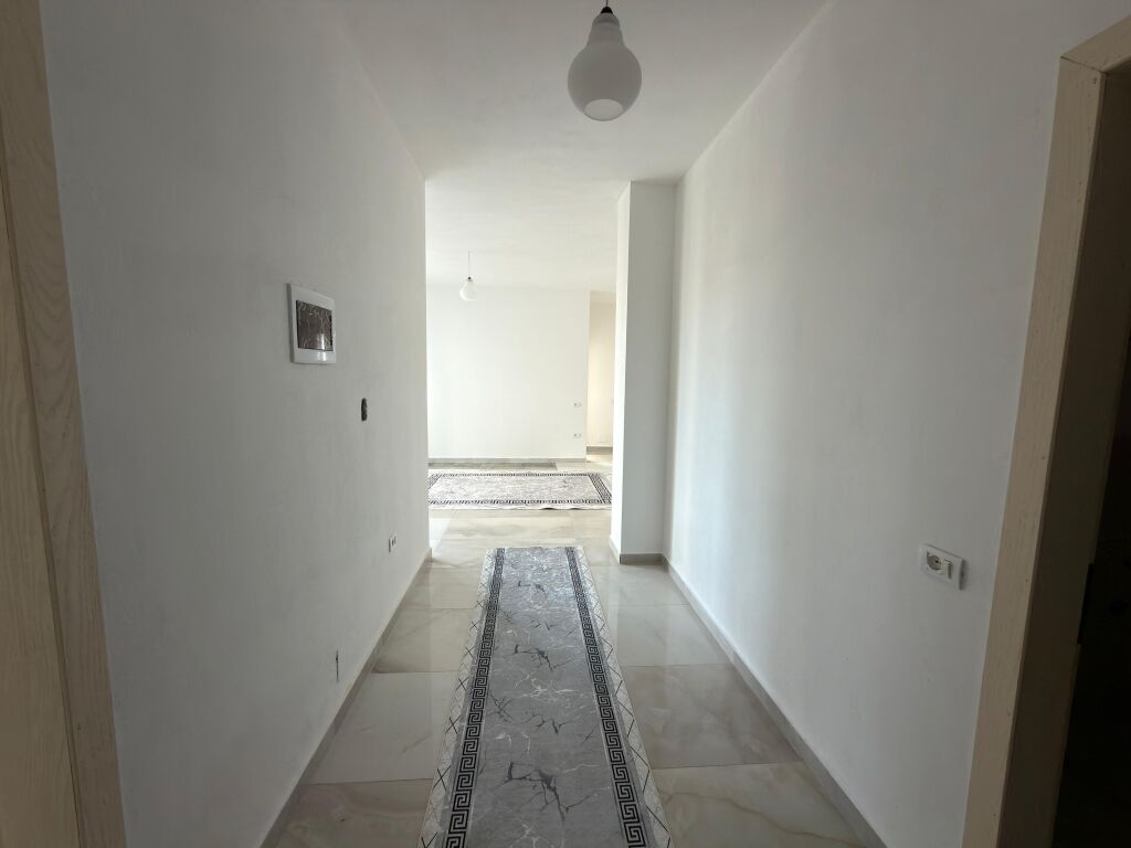 Shitet apartament 2+1+2 për vetëm 128 milionë lekë
