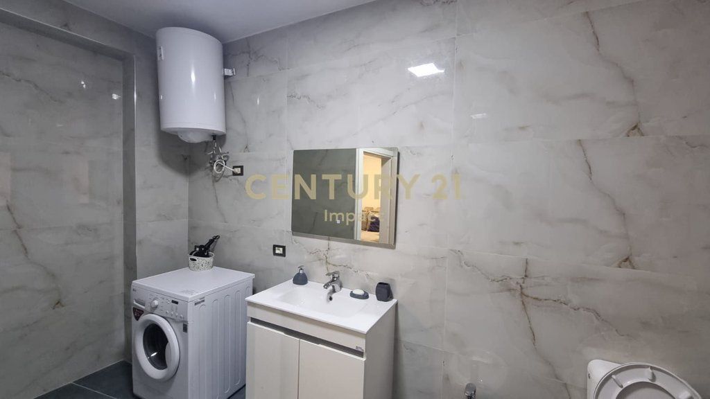Shesim apartament 2+1 në Rrugen e Dibres, Tiranë !