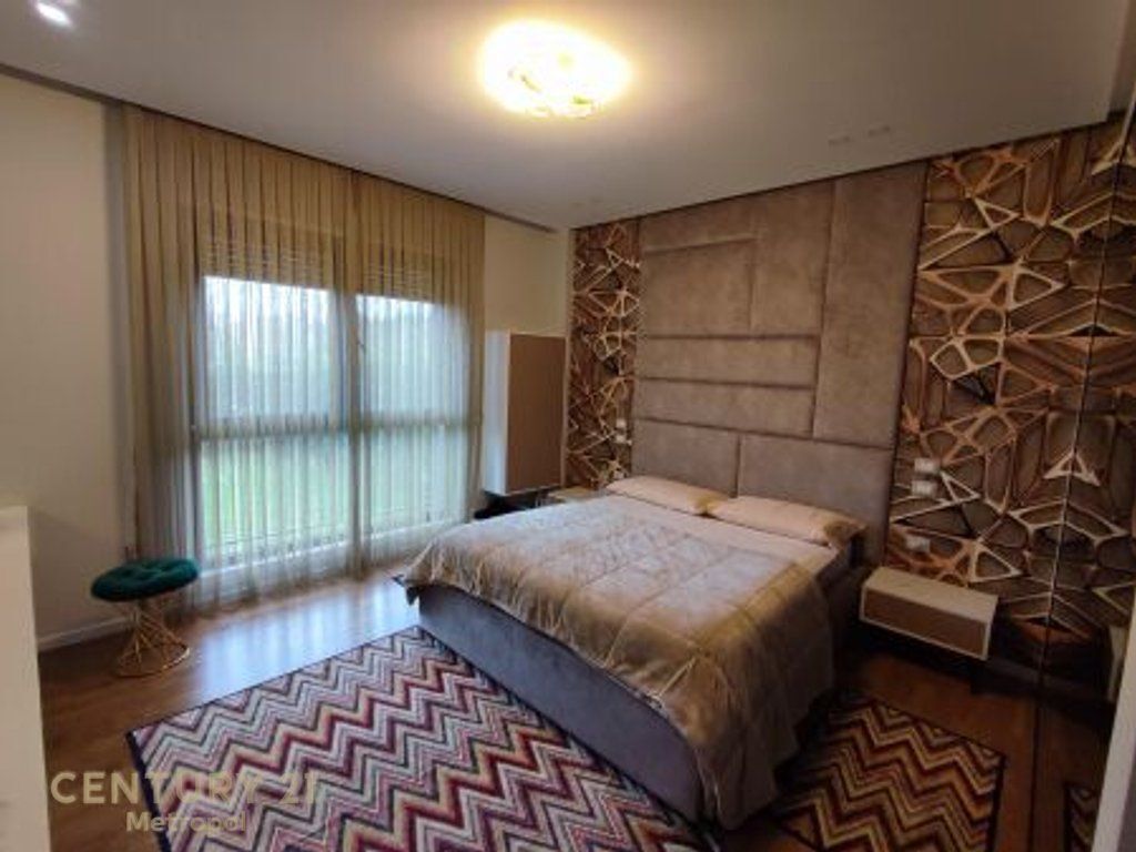 APARTMENT 2+1+PARKING+YARD, DRY LAKE! 1,600 € /Month