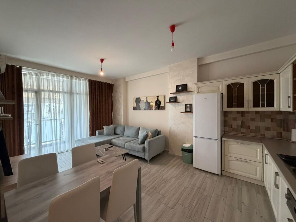 Apartament 2+1+Parking per qira tek Kika 2 tek Komuna e Parisit.