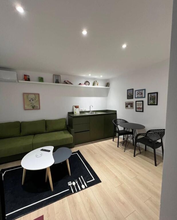 Vendita | 2 Apartamente 1 + 1 | Rruga Fortuzi | 250000 €
