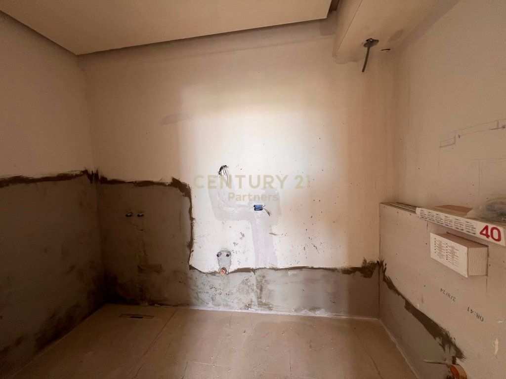 VILLA SU DUE PIANI IN VENDITA NEL RESIDENCE ALEKSANDROS – CON VISTA PANORAMICA SU TIRANA