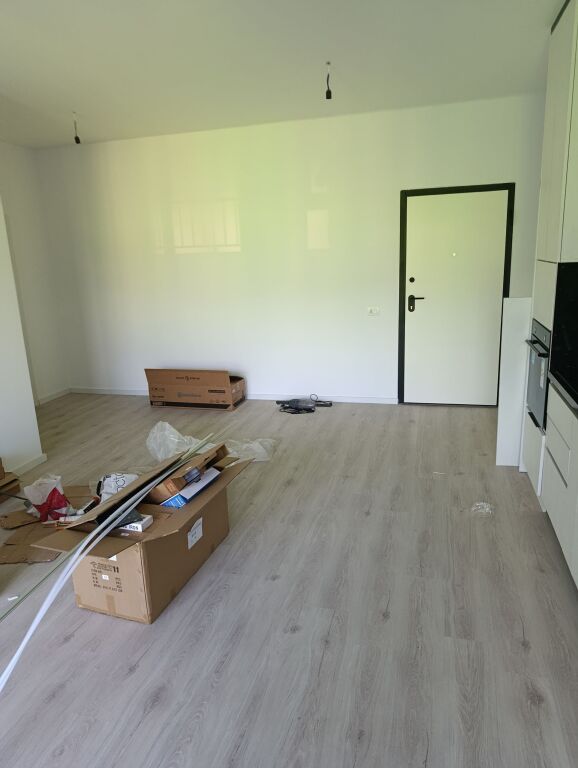 Qera | Apartament 1 + 1 | Rruga 5 Maji | 450 €/muaj
