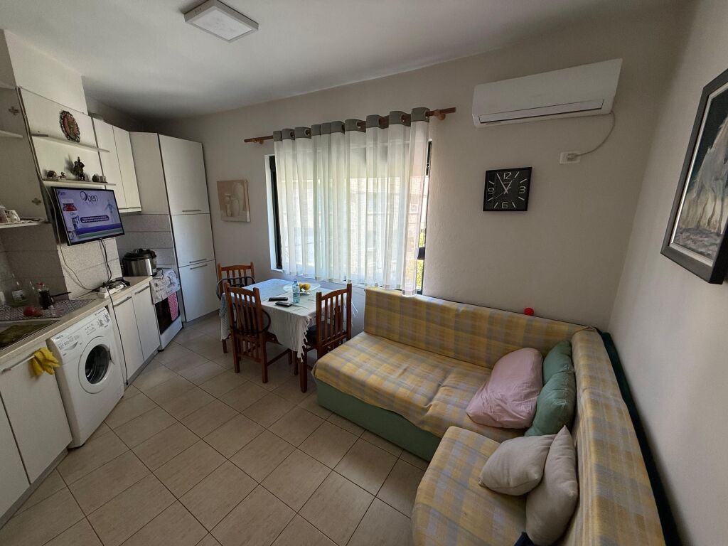 Shitet Apartament ne Fresk - 130m2