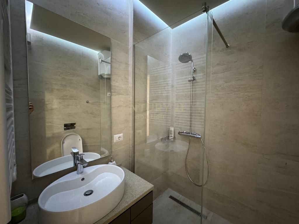 VENDIAMO 2+1 + 🅿️ AL LAGO ASCIUTTO 360,000 €