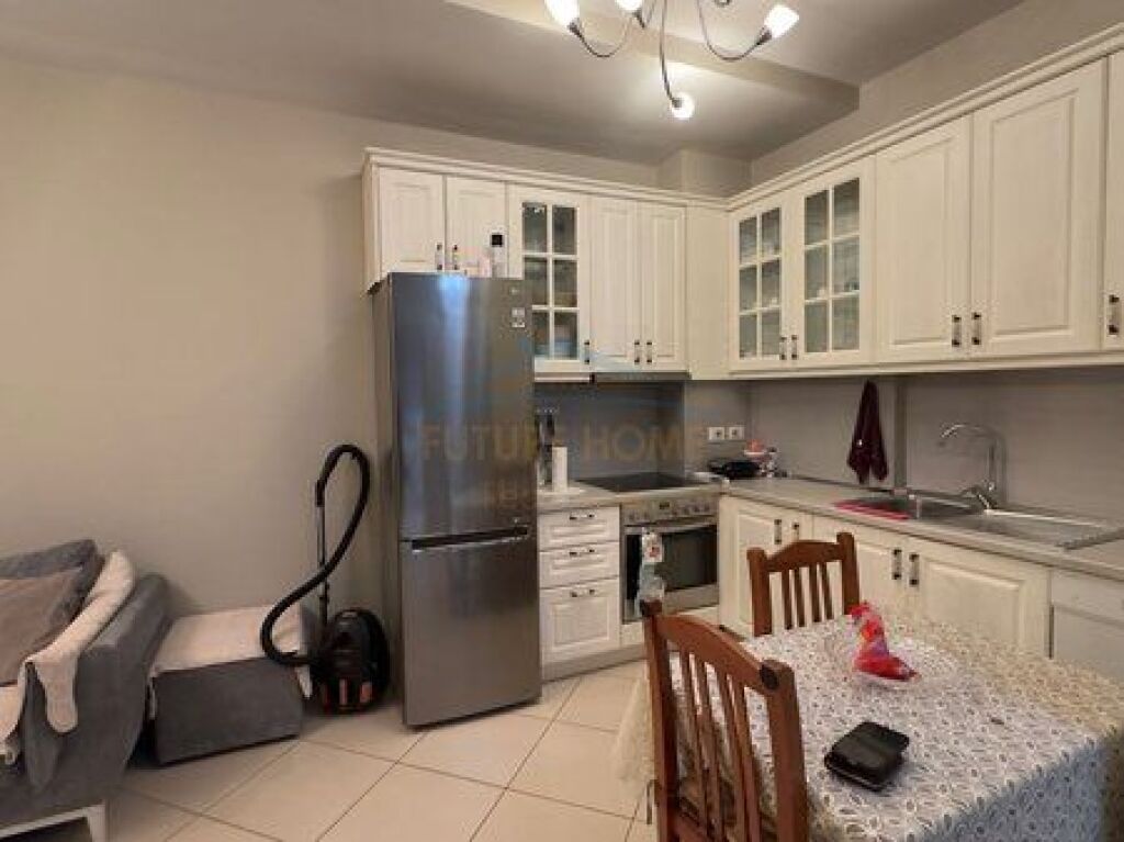 For sale, Apartment 1+1, Bedri Karapici Street, Tirana .