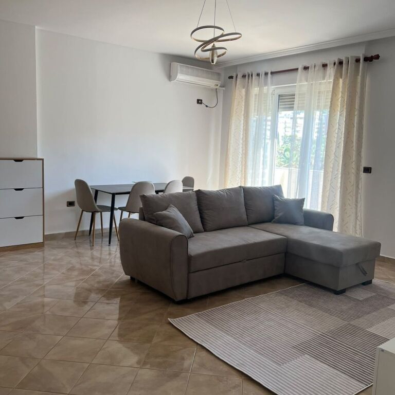🏡✨ Apartament 1+1 me Qira – Komuna e Parisit ✨🏡