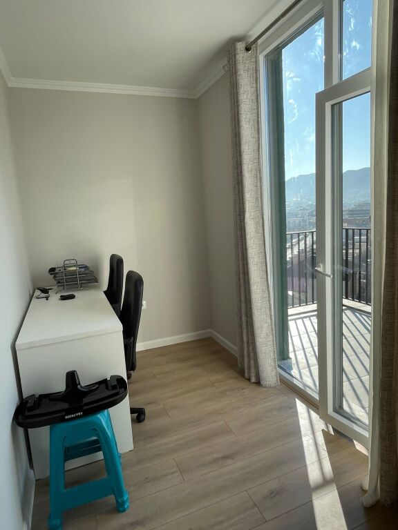 SHITET: 2+1 Me Verande 16m²📍Yzberisht (Perballe Grand Gallery) - 169,000€ - Sp.78m² - Pallat i Ri V.2025 me Hipotek - Orientim Jug - Plot Diell🌞