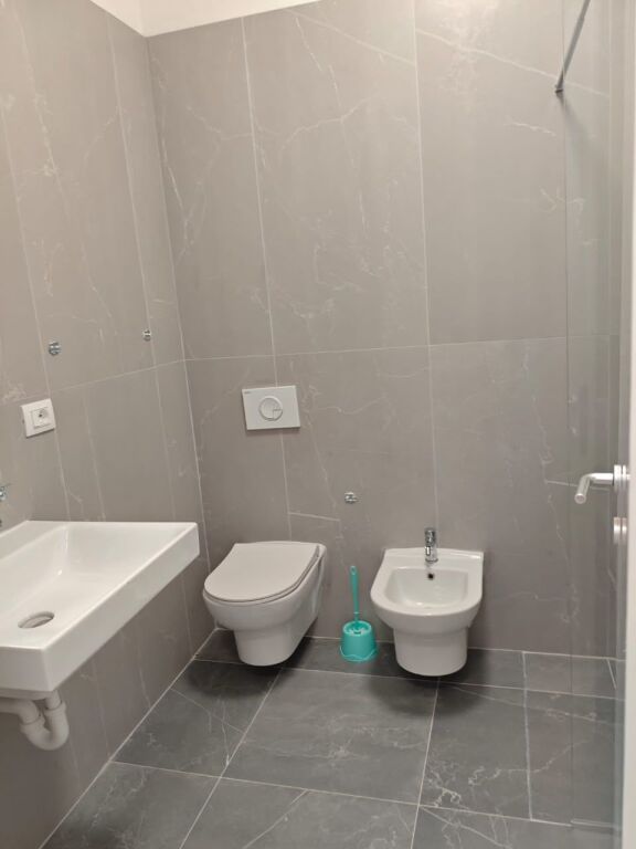 1+1 Univer city for rent