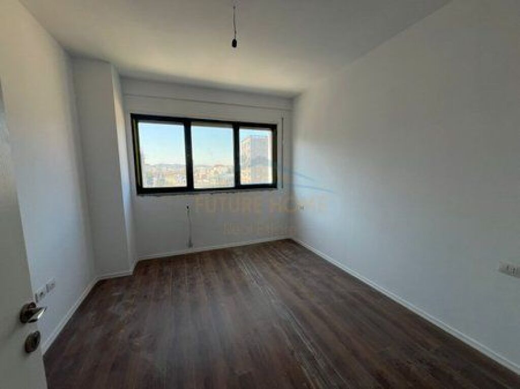 For sale, Apartment 2+1+2+ Parking Spot, Sadik Petrela Street, ASL Complex 2