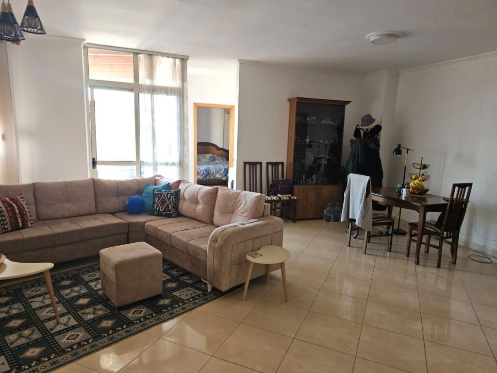Appartamento 2+1, Via delle Barricate!