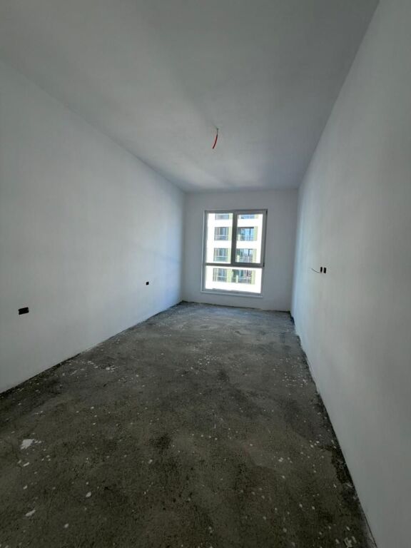 🚨 Prezzo Ribassato – Ottima Opportunità di Investimento! 🚨  🏡 Appartamento in Vendita 3+1+2 Bagni + Deposito – Splendor Residence, Porcelan