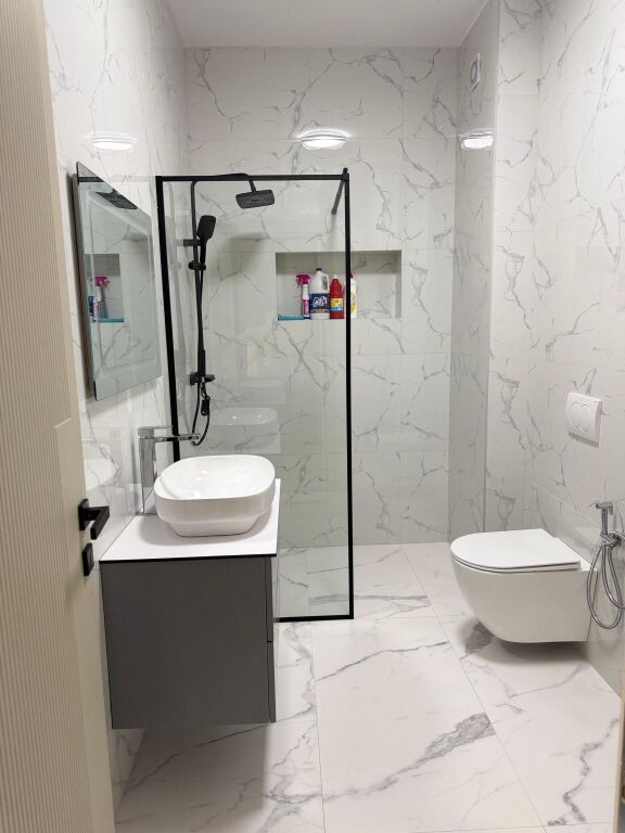 Apartament Me Qera 1+1+Post Parkimi ne Paskuqan (ID B2101747) Tirane
