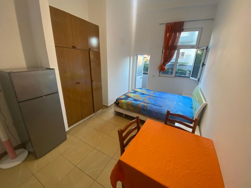 🏡 Jepet Garsioniere me Qera te Qytet Studenti, Tiranë