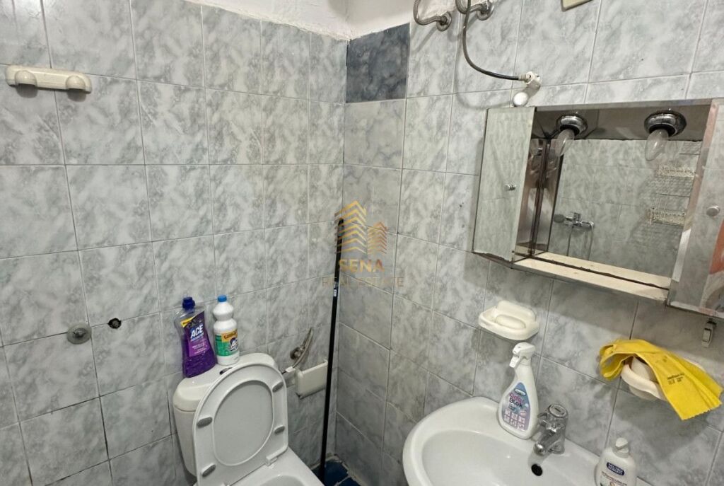 Qira, Apartament, 1+1+, Shallvaret, 45.000 Lek/muaj