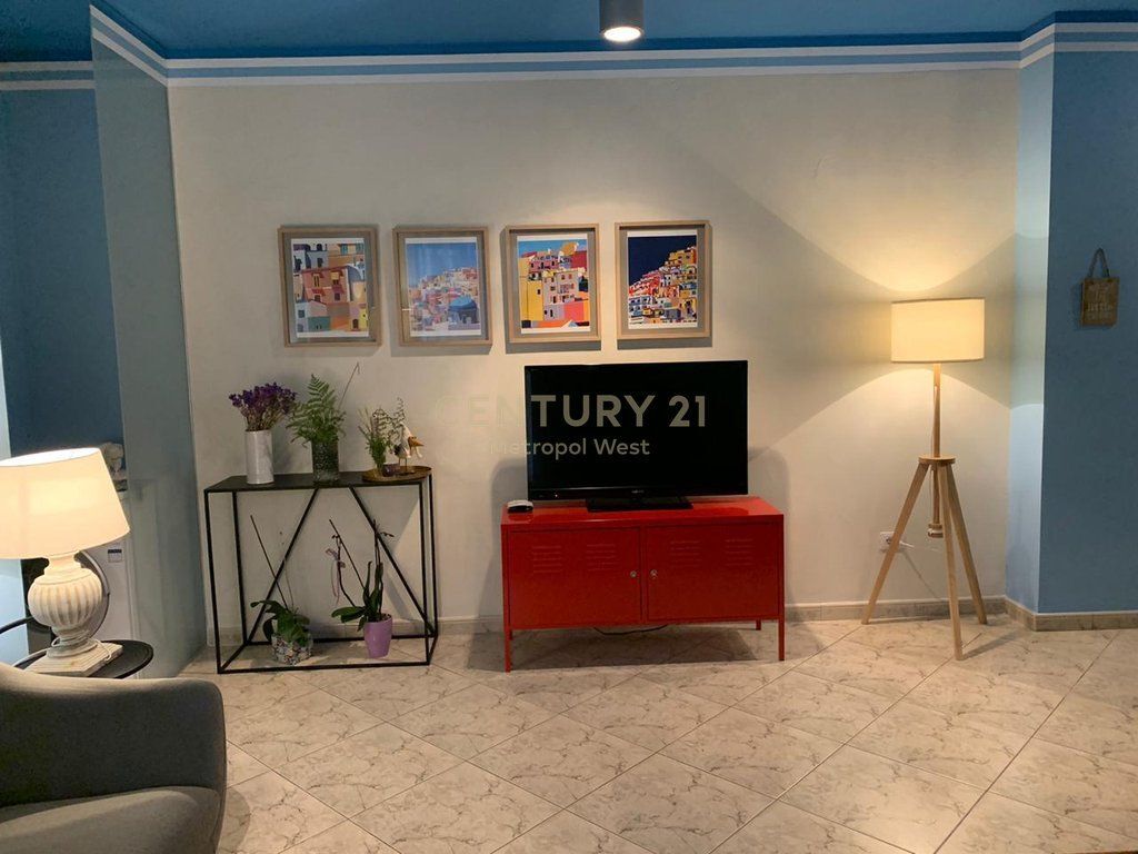 2+1 Apartment for Rent on Elbasanit Street