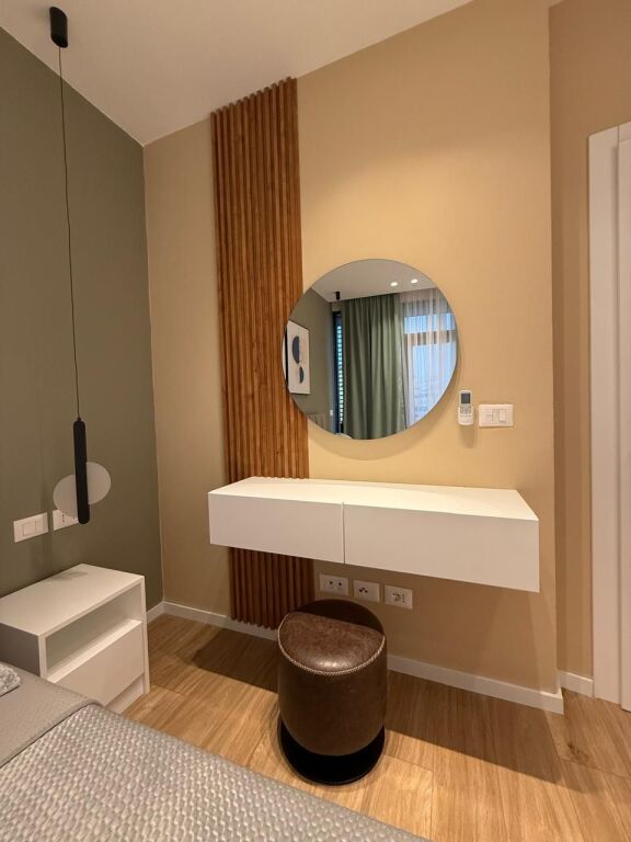 Apartament 1+1 per qira, Rruga e Kosovareve, Lake View
