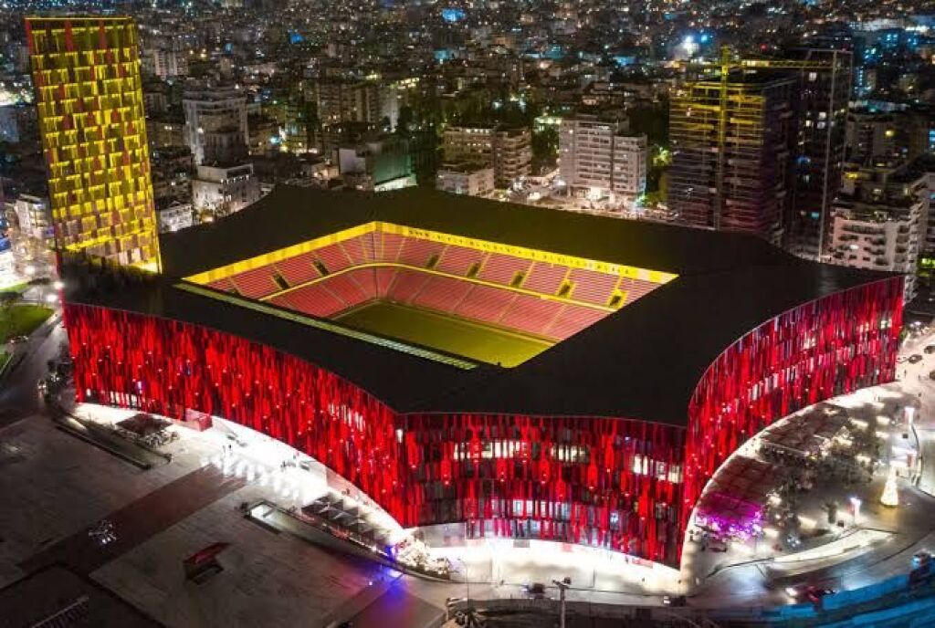 Uffici in affitto vicino allo stadio Air Albania!
