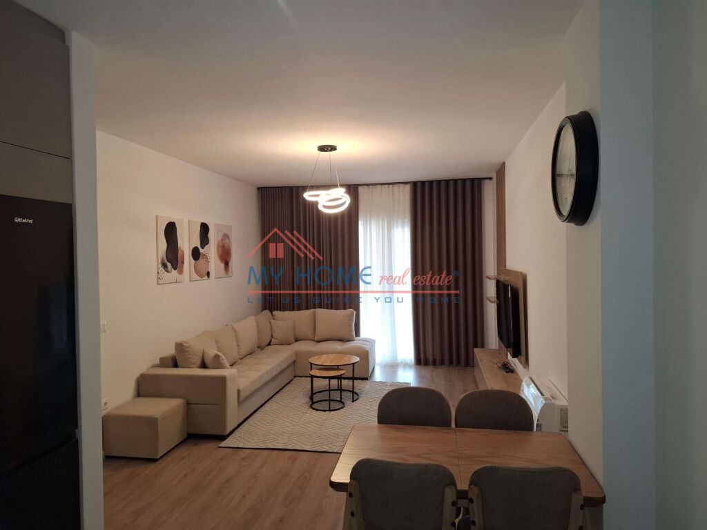 Apartament 2+1 me qera tek Kompleksi Aura ne Tirane