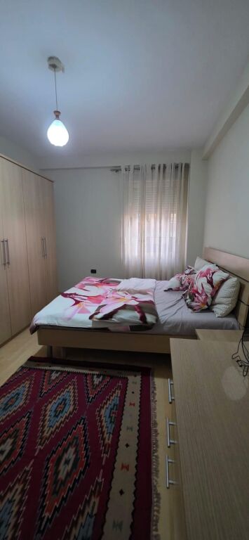 Jepet me qera apartament 2+1