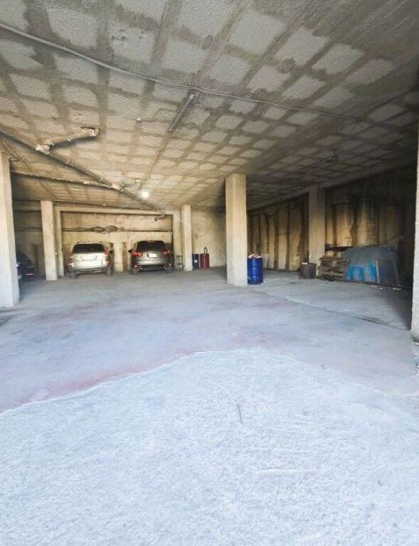 🏢 Locale Commerciale in Affitto – Selitë