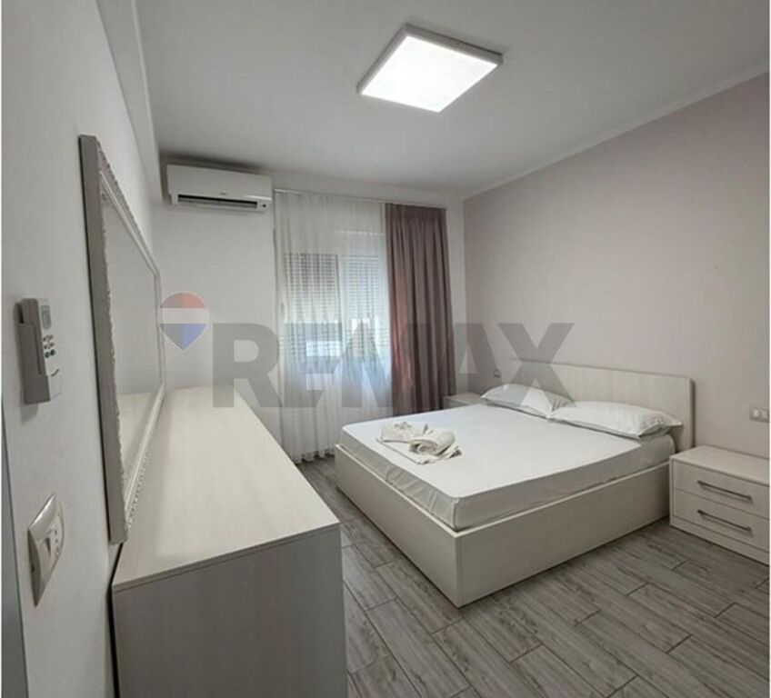 Apartament - Për Qira - Bulevardi Epidamn, Durrës