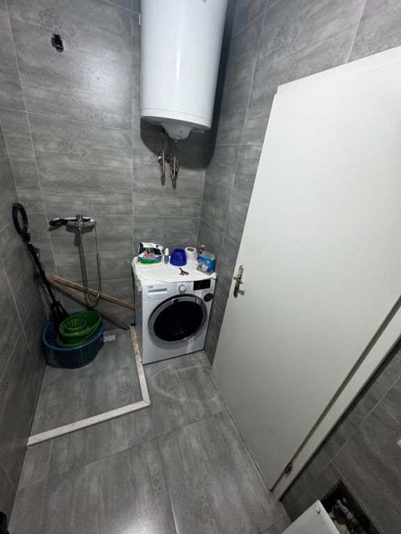 Shitet apartament 2+1+2 (me hipoteke)
