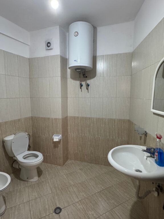 Apartament 2+1 për shitje Astir pranë bar Bohem
