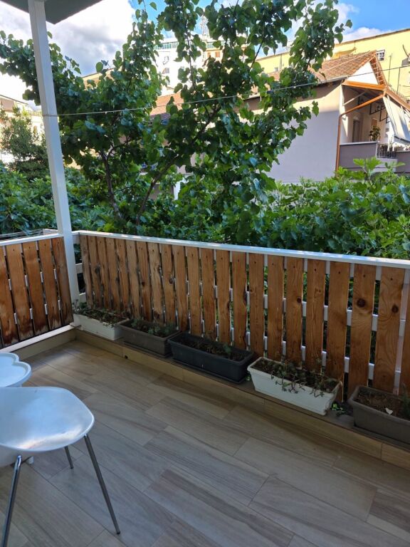 Affitto | Apartament 2 + 1 | Ali Demi | 650 €/mese