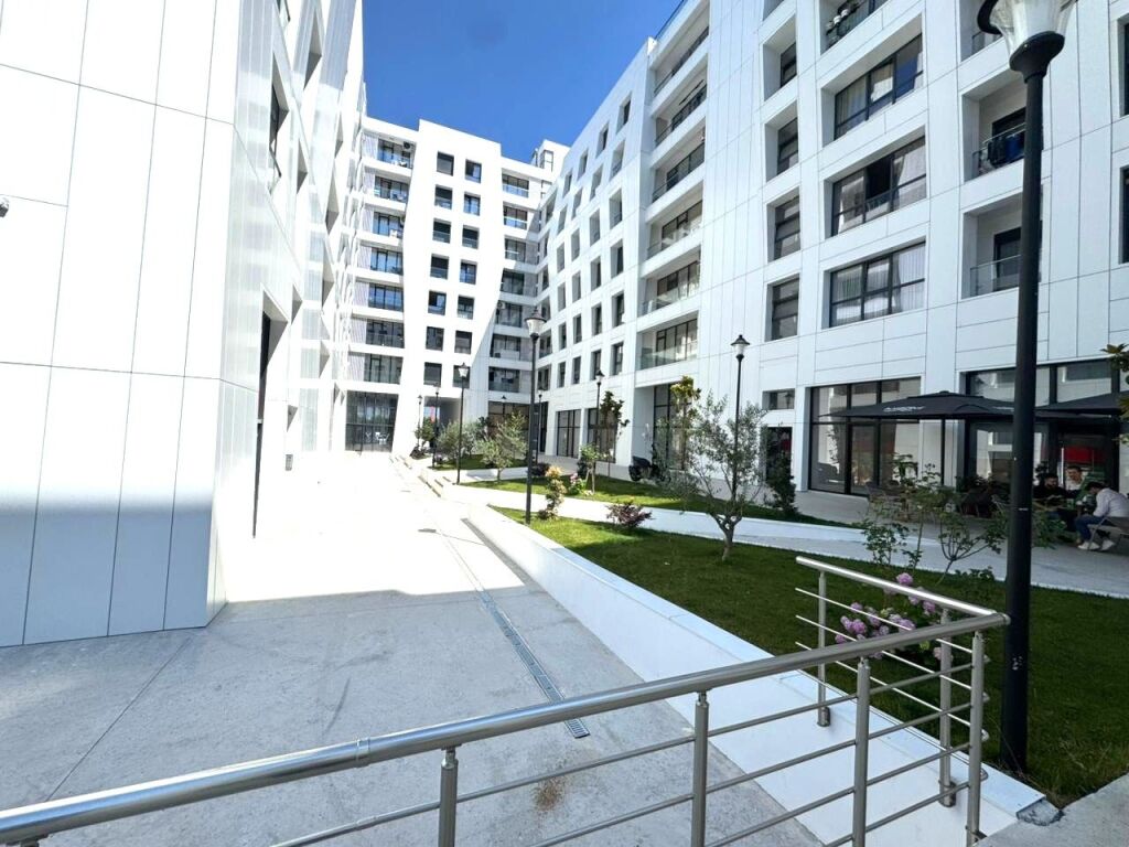 APPARTAMENTO 2+1+BALCONE IN AFFITTO PRESSO LA RESIDENZA PORCELANI