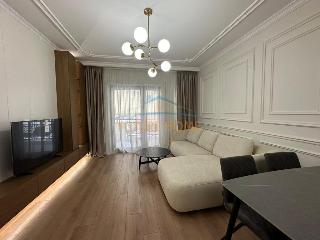 Apartament, Qira, Kompleksi Delijorgji.