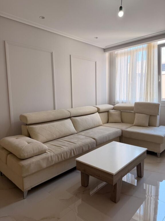 🏡 Apartament 2+1 për Qira prane Stacionit te Trenit Durres