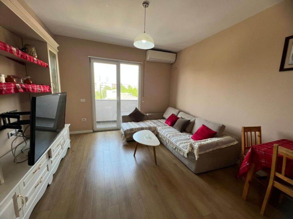 Apartament 2+1 qera , 5 Maji