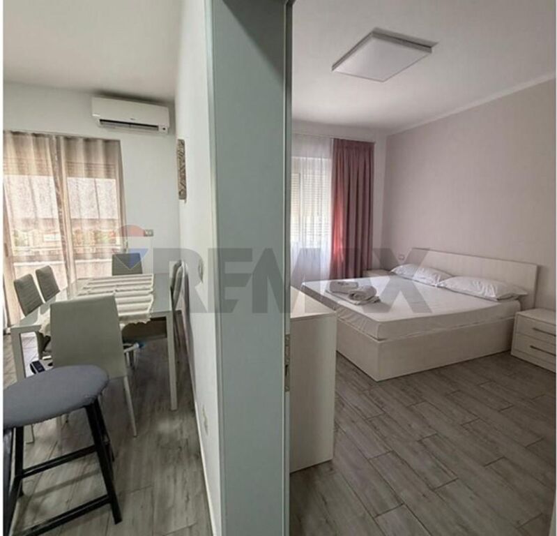 Apartament - Për Qira - Bulevardi Epidamn, Durrës
