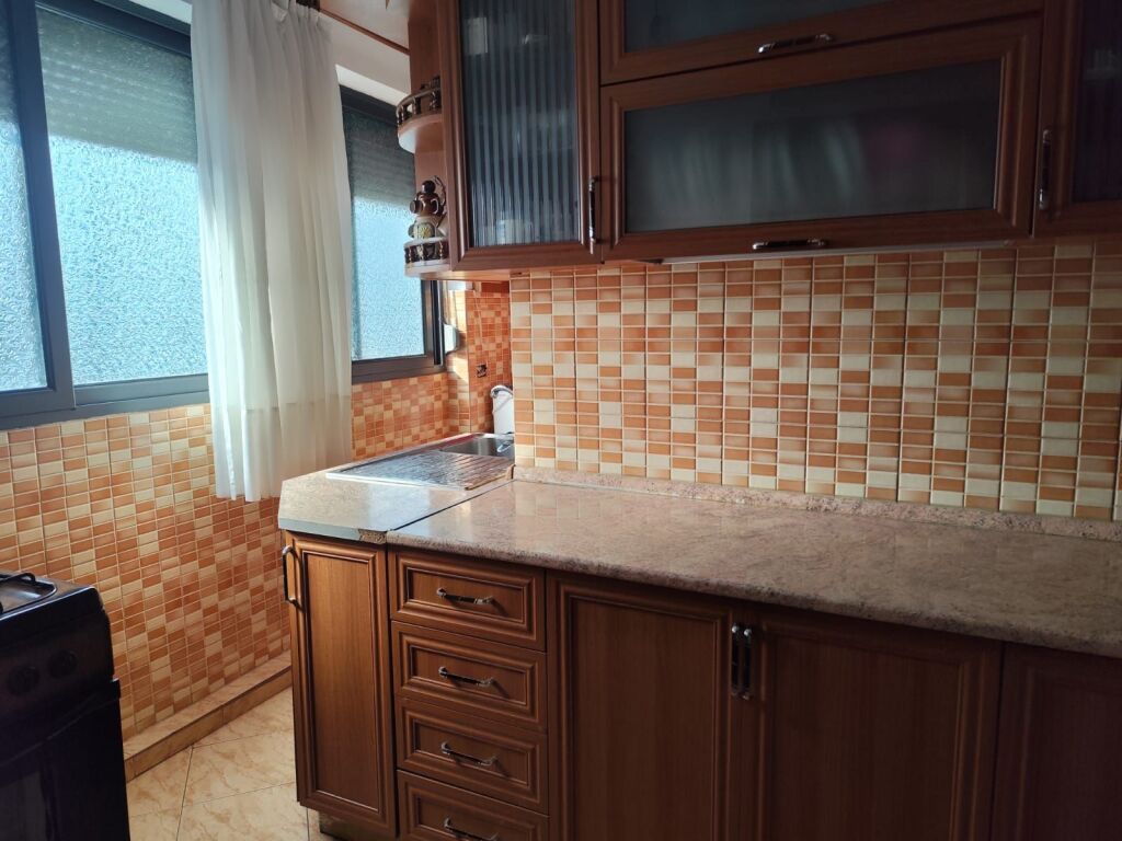 Vendita | Apartament 1 + 1 | Shkolla e Bashkuar | 80000 €