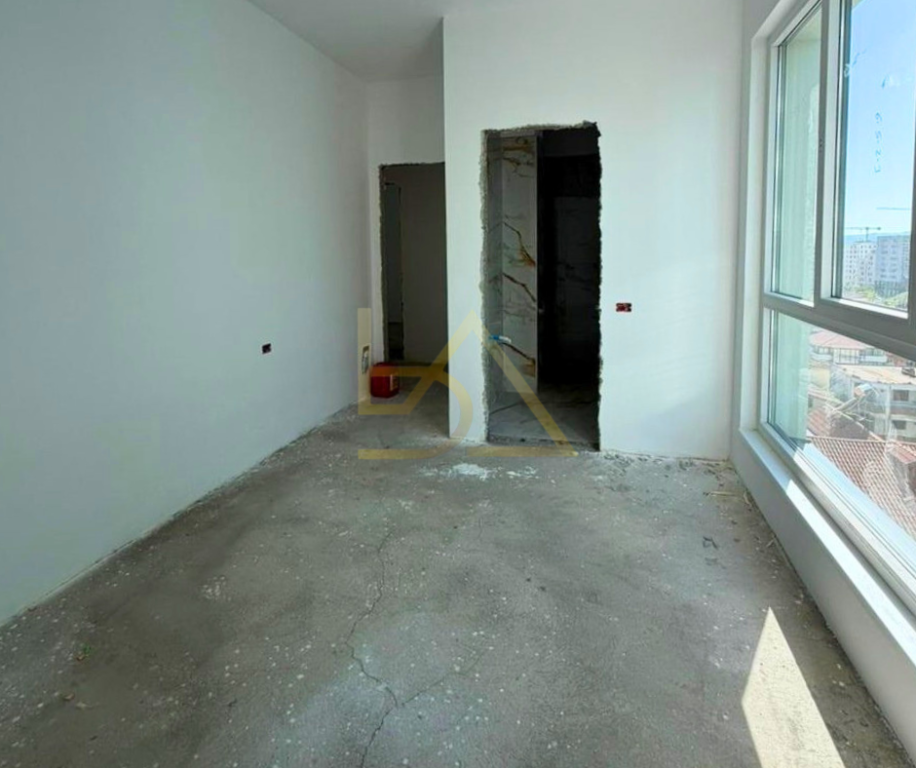 Apartment 3+1+2 with Storage for Sale – Splendor Residence, Porcelan, Tirana
