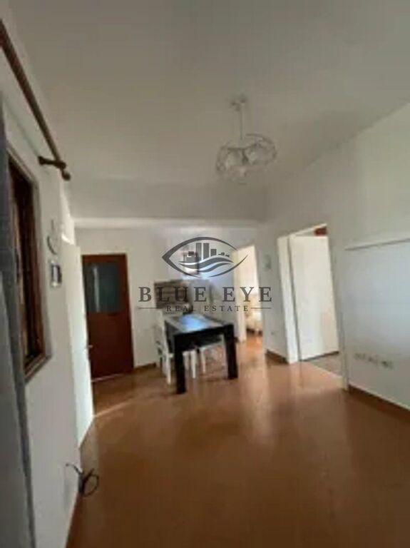 Apartament 1+1 per shitje ne Durres.
