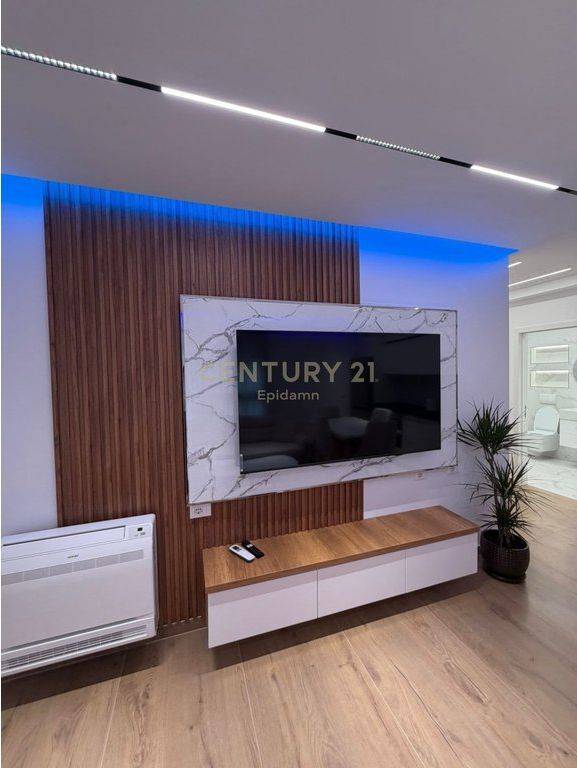 Appartamento 2+1 in Affitto sulla Prima Linea Costiera – Vista Frontale sul Mare !