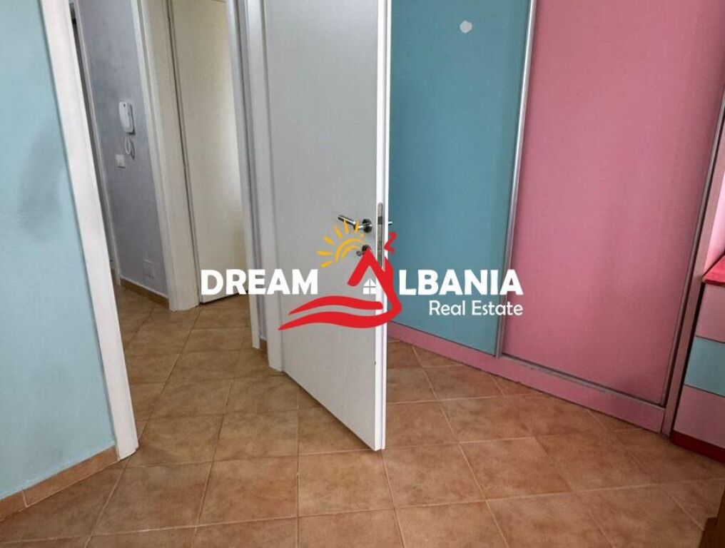 Appartamento 2+1 in affitto in Rruga e Elbasanit vicino allo Stadio Air Albania (ID 42215585)