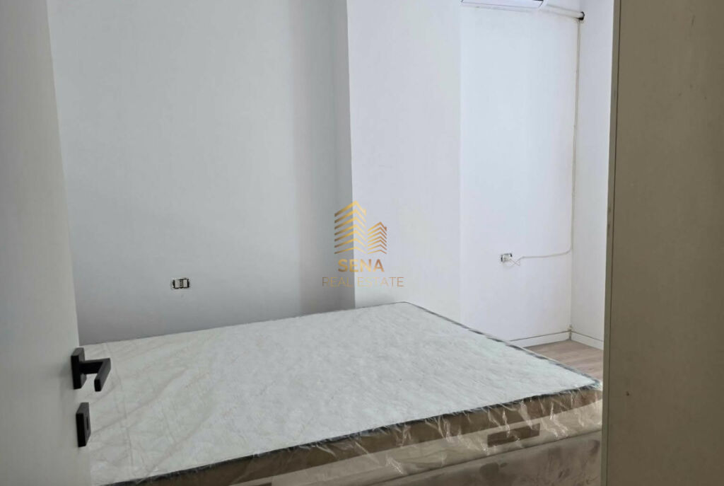 Qira, Apartament 2+1+blk, Rruga 5 Maji pas Concordit, 500 Euro/Muaj