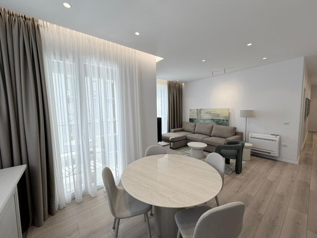 🏡 JEPET ME QIRA APARTAMENT 1+1 + POST PARKIMI – KOMUNA E PARISIT💰 Çmimi: 105,000 Lekë/Muaj