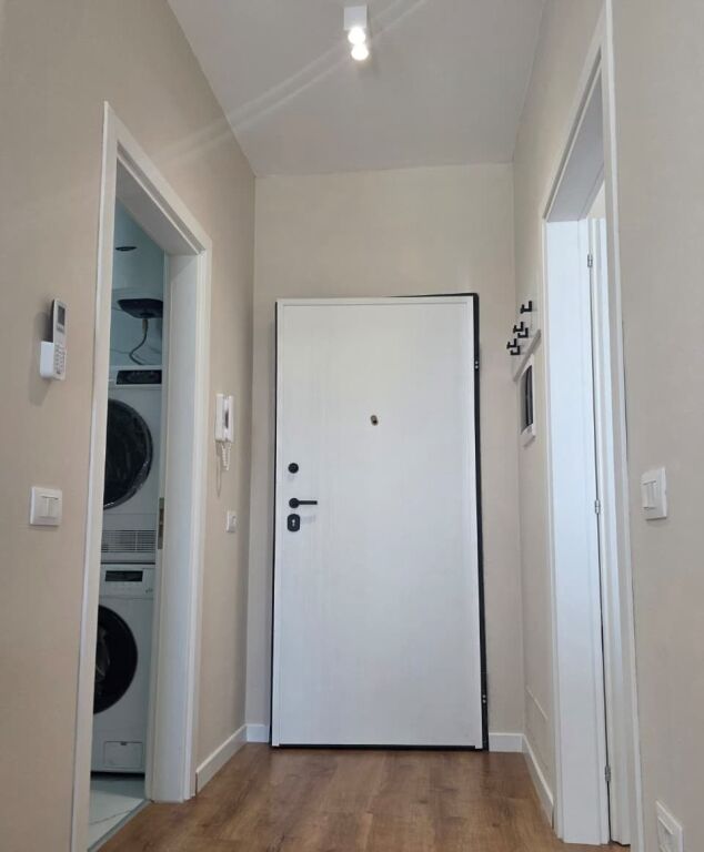 Affitto | Apartament 1 + 1 | Rruga 5 Maji | 530 €/mese