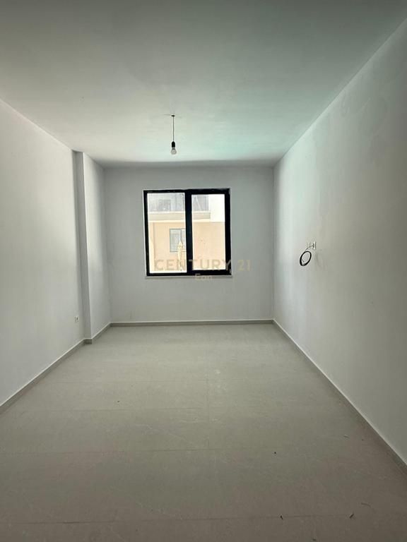 Apartment 1+1 For Sale in Mali i Robit !