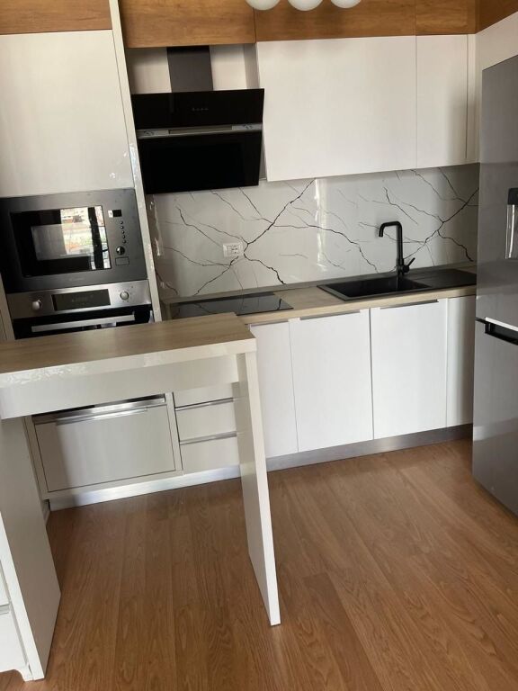 Rent | Apartament 2 + 1 | Don Bosko | 700 €/month