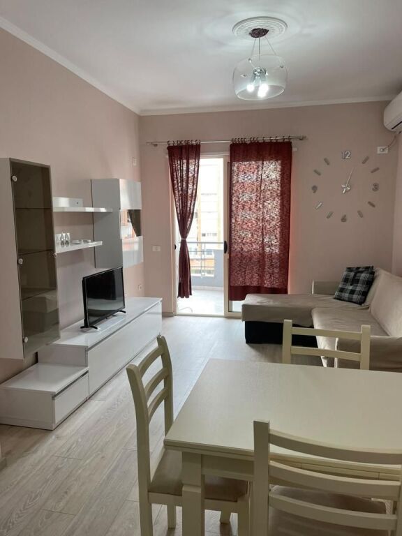 Rent | Apartament 1 + 1 | Astir | 500 €/month