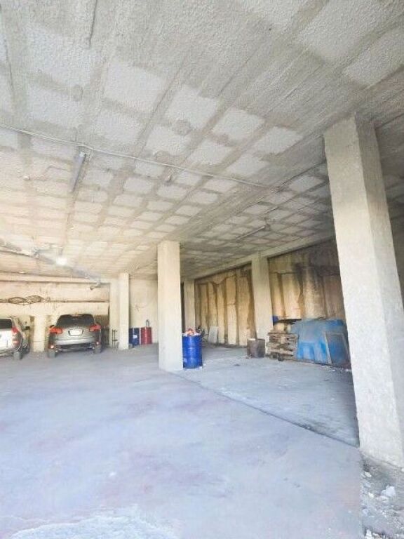 🏢 Locale Commerciale in Affitto – Selitë