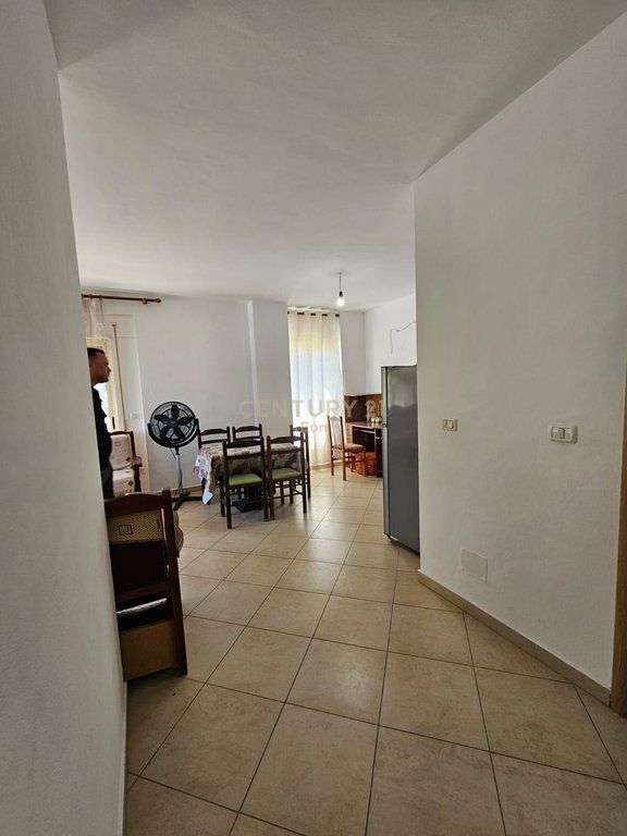 VENDESI APPARTAMENTO 2+1 SULLA SPIAGGIA PRESSO ADRIATICO DURRËS !