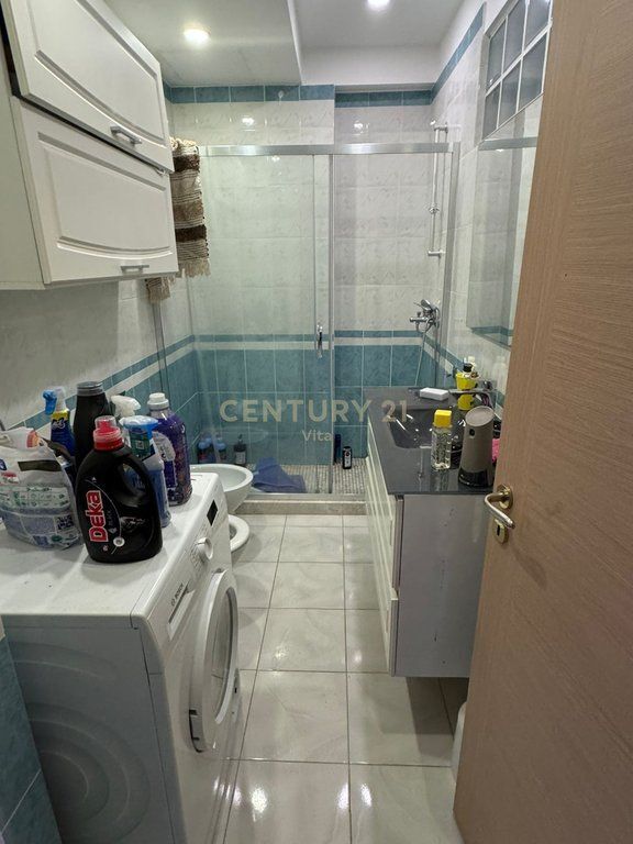 Appartamento 2+1+2 con Vista Mare in Vendita – Spiaggia, Durazzo !!