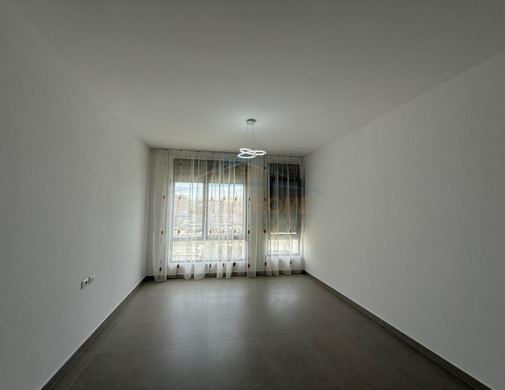AFFITTO Appartamento 1+1, Ex-Dogana, Tirana. DB70497