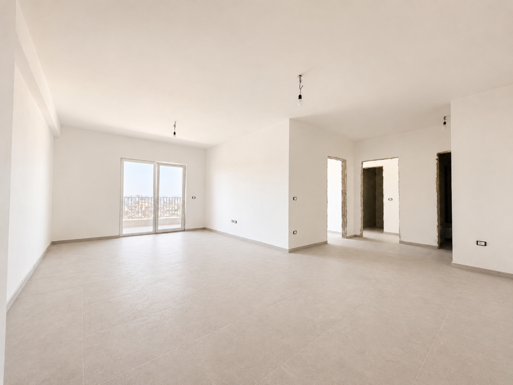 Shitet Apartament 2+1 ne katin e 7 tek Aura